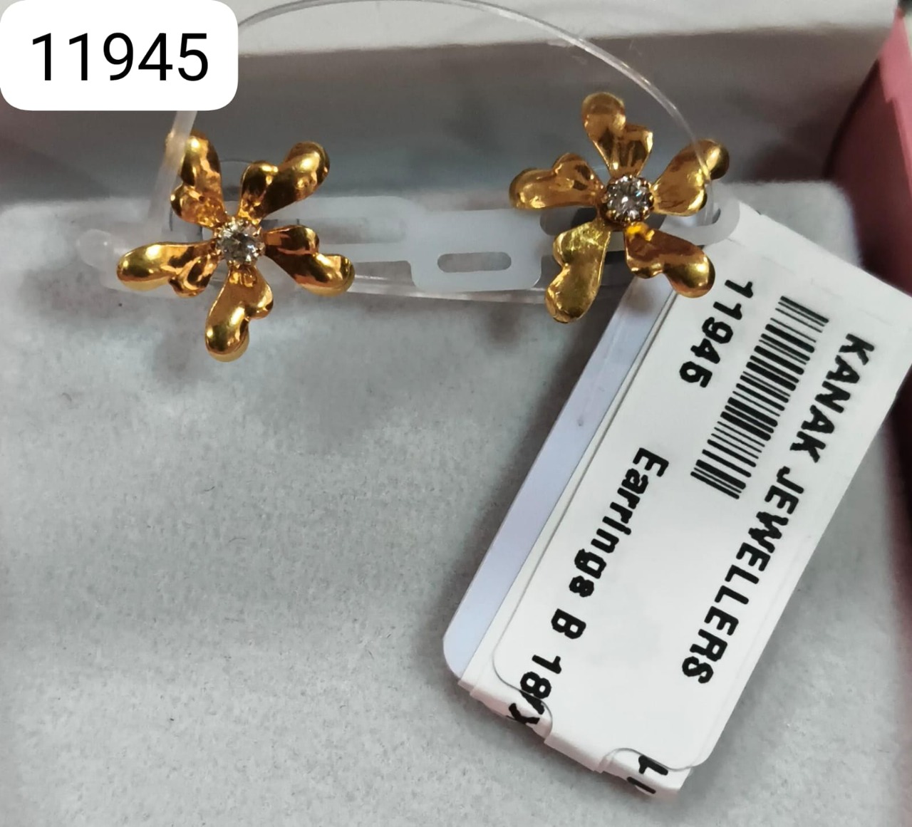 Earring B 18KT