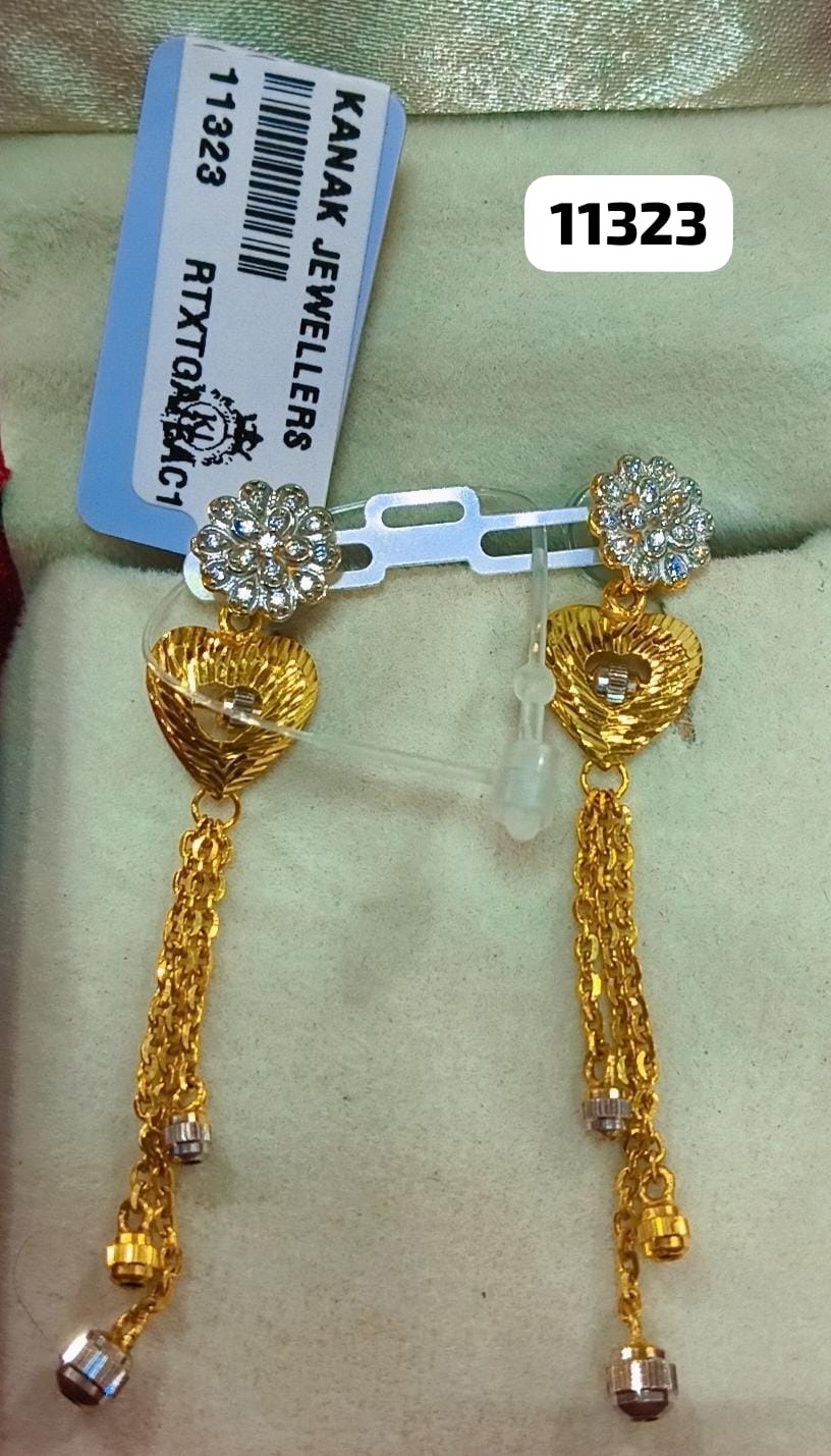 Earrings C 18K