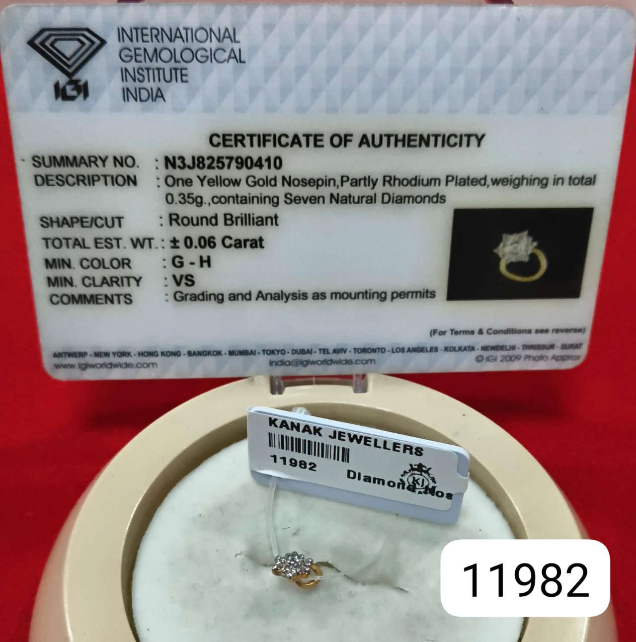 Diamond Nose Pins Gold 18K