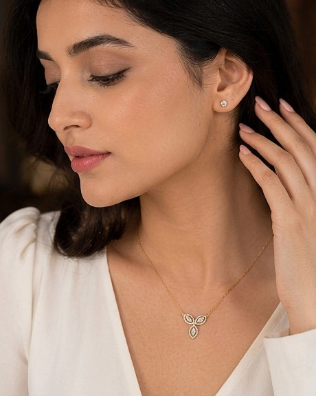 DC PENDENT 4